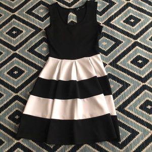 Black and White Sleeveless Dress